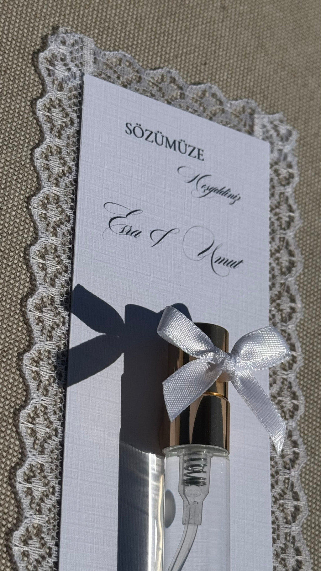 Kolonya-Gastgeschenk mit Spitze für Söz & Nişan