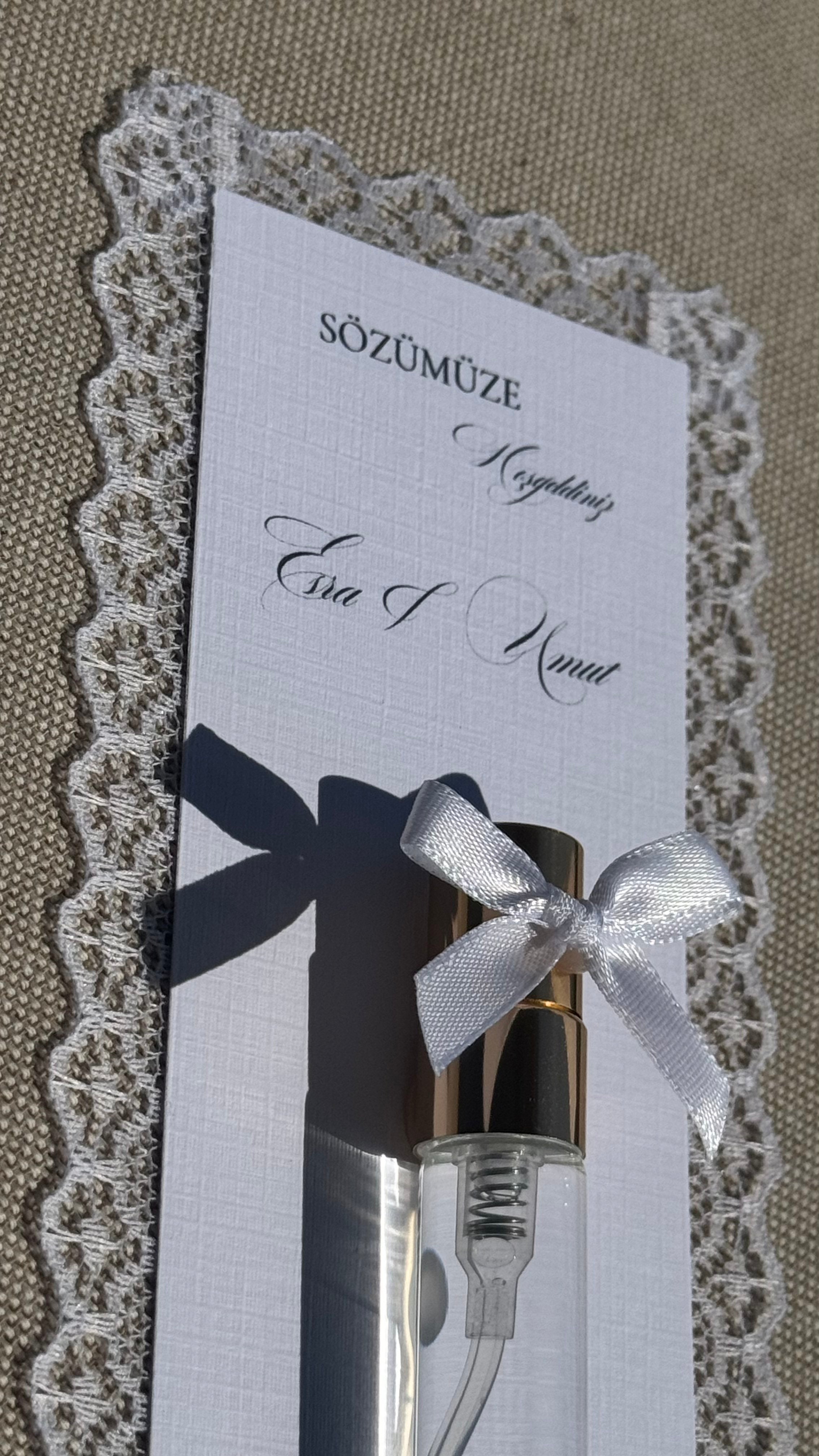 Kolonya-Gastgeschenk mit Spitze für Söz & Nişan