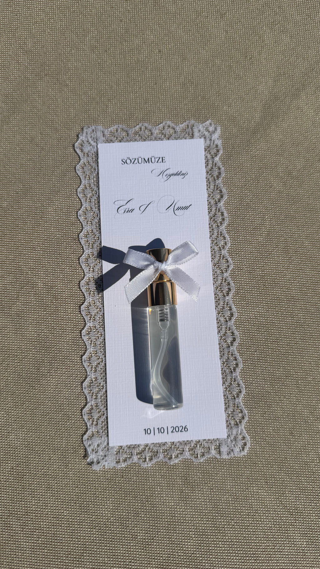 Kolonya-Gastgeschenk mit Spitze für Söz & Nişan