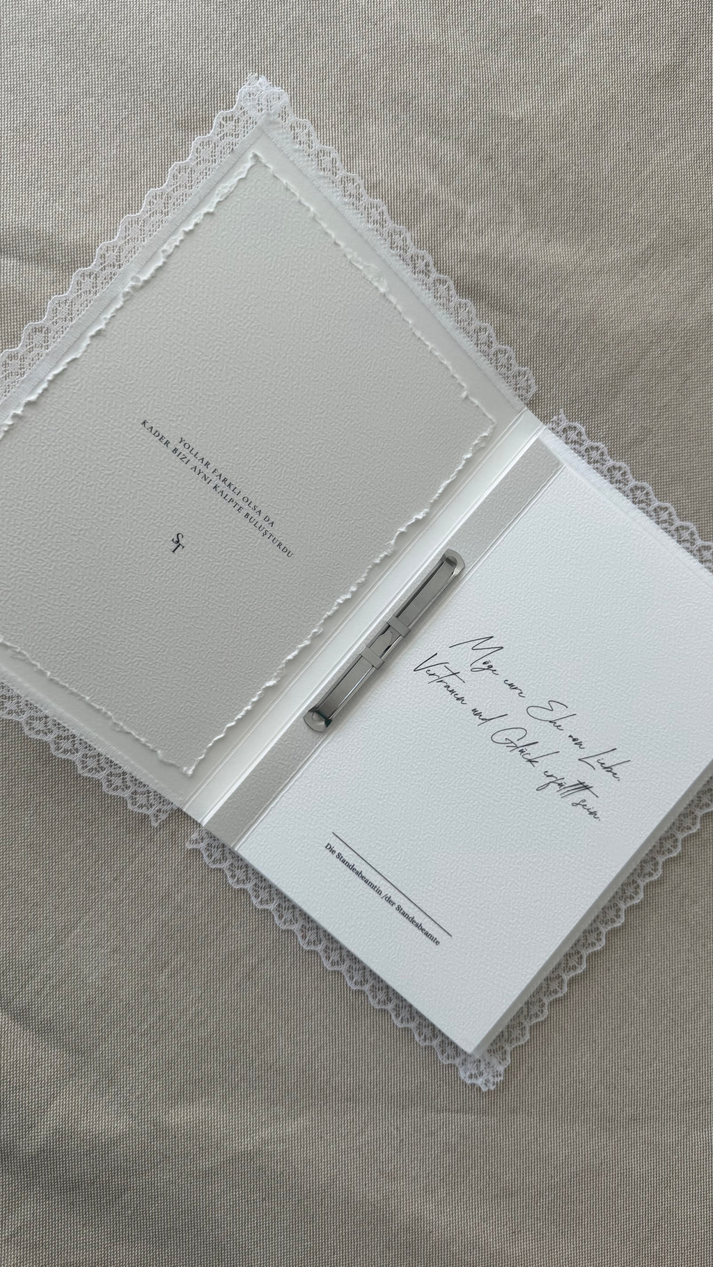 Stammbuch "Spitze" mit Heftklammer und Spruch