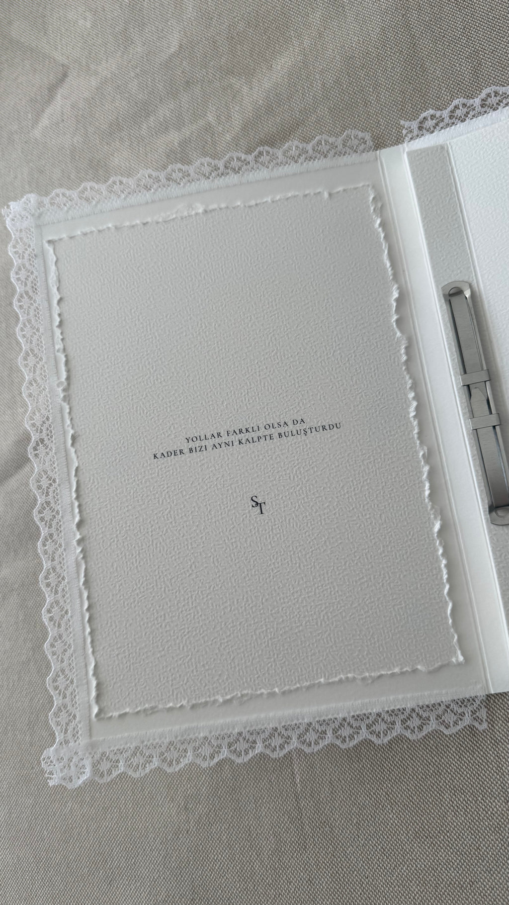 Stammbuch "Spitze" mit Heftklammer und Spruch