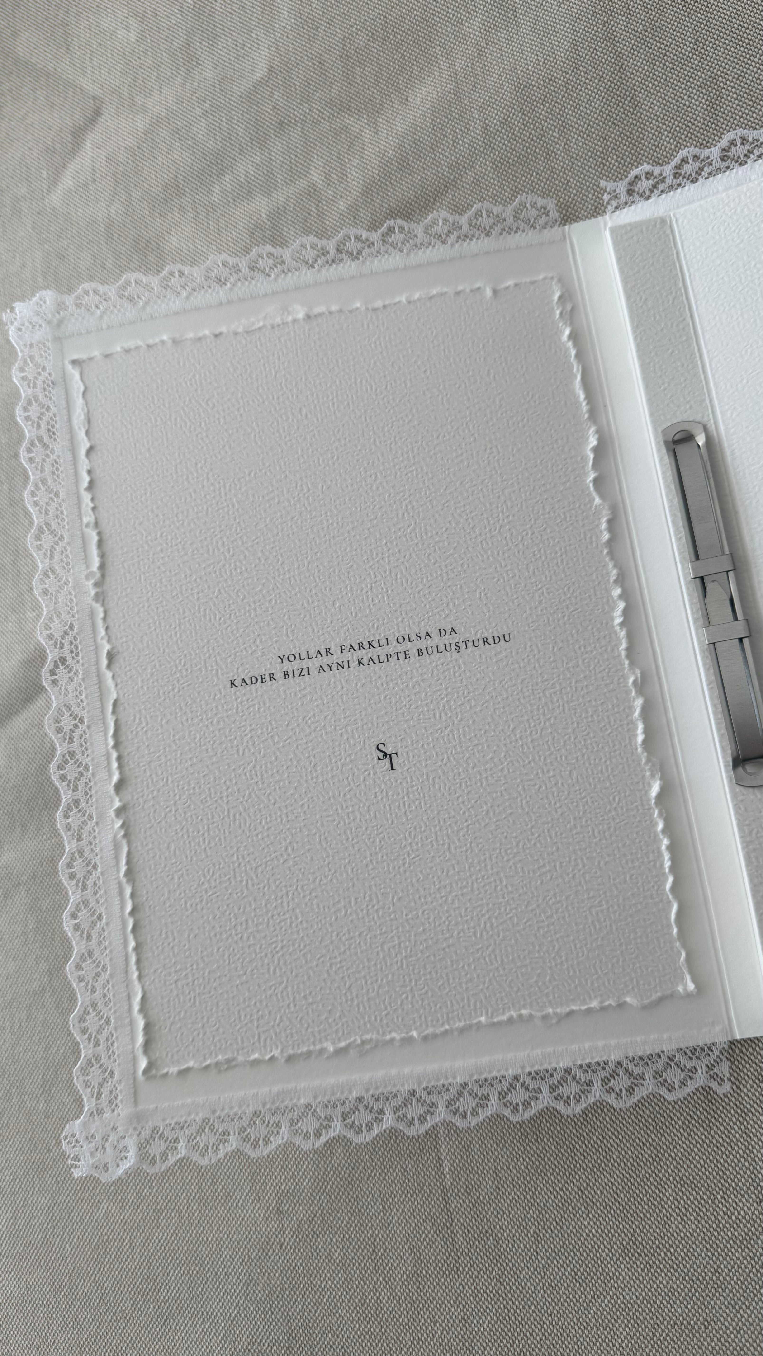 Stammbuch "Spitze" mit Heftklammer und Spruch