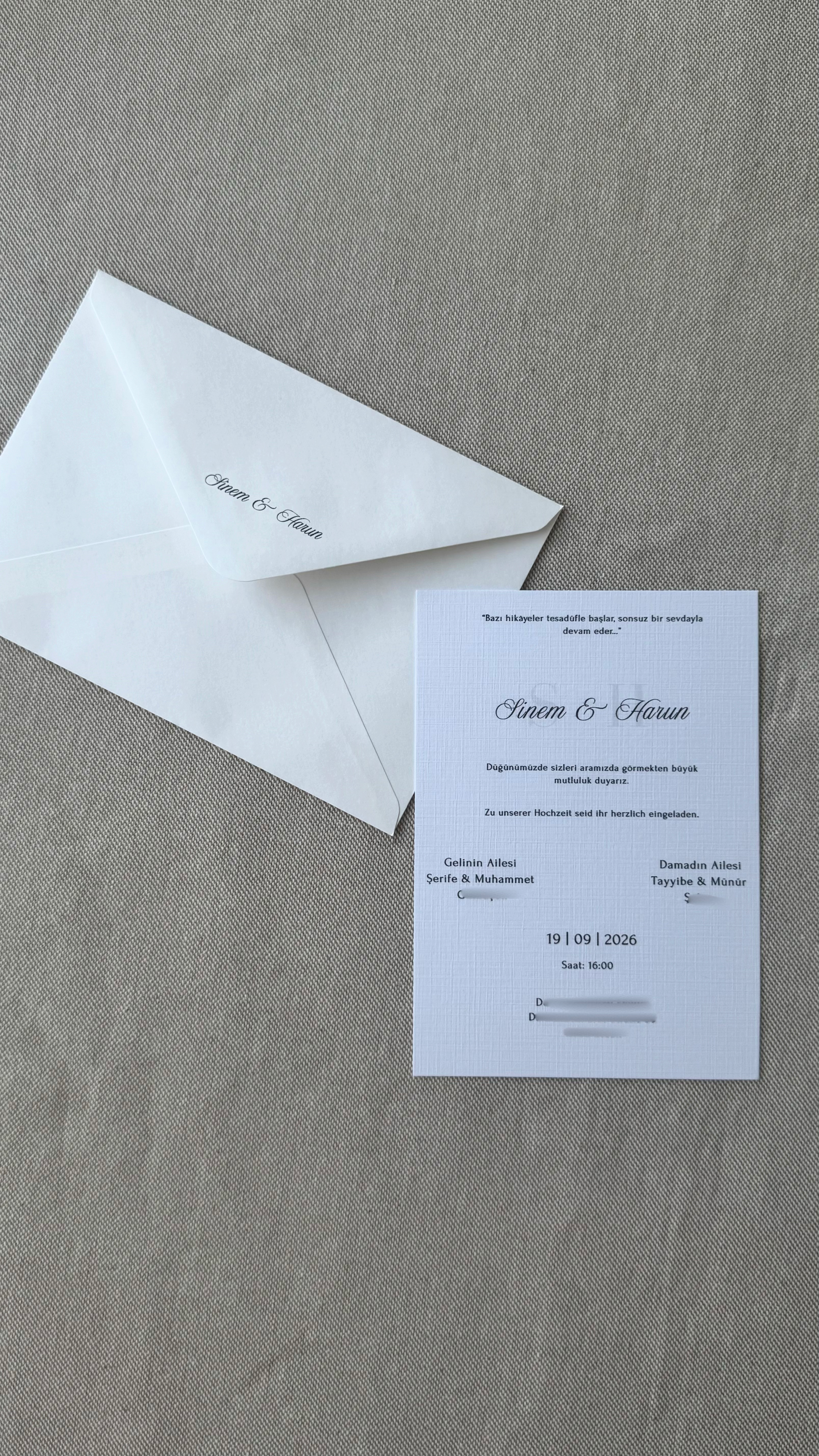 Personalisierte Hochzeitseinladung "classy"