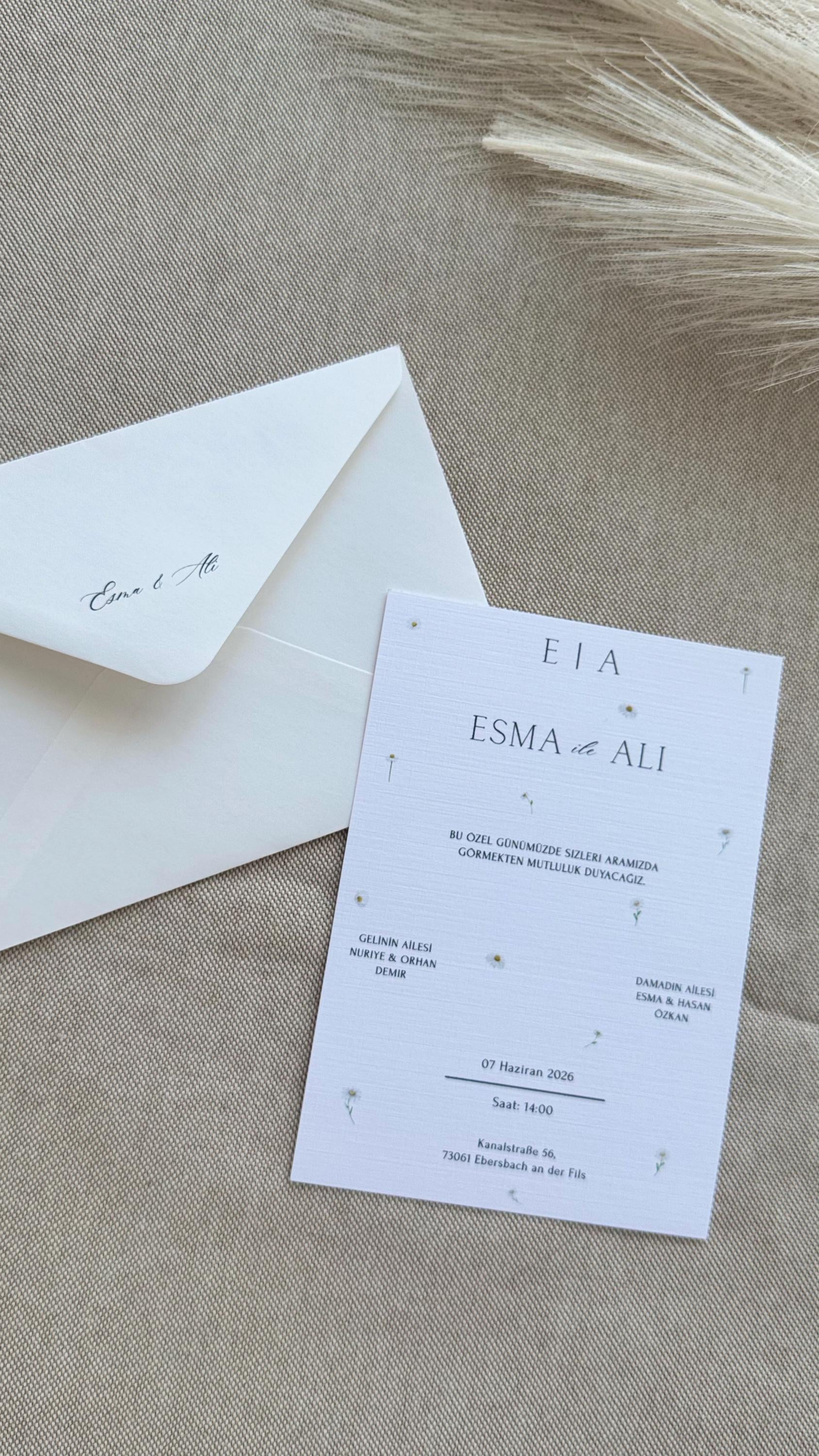 Personalisierte Hochzeitseinladung DIN A6 mit Umschlag