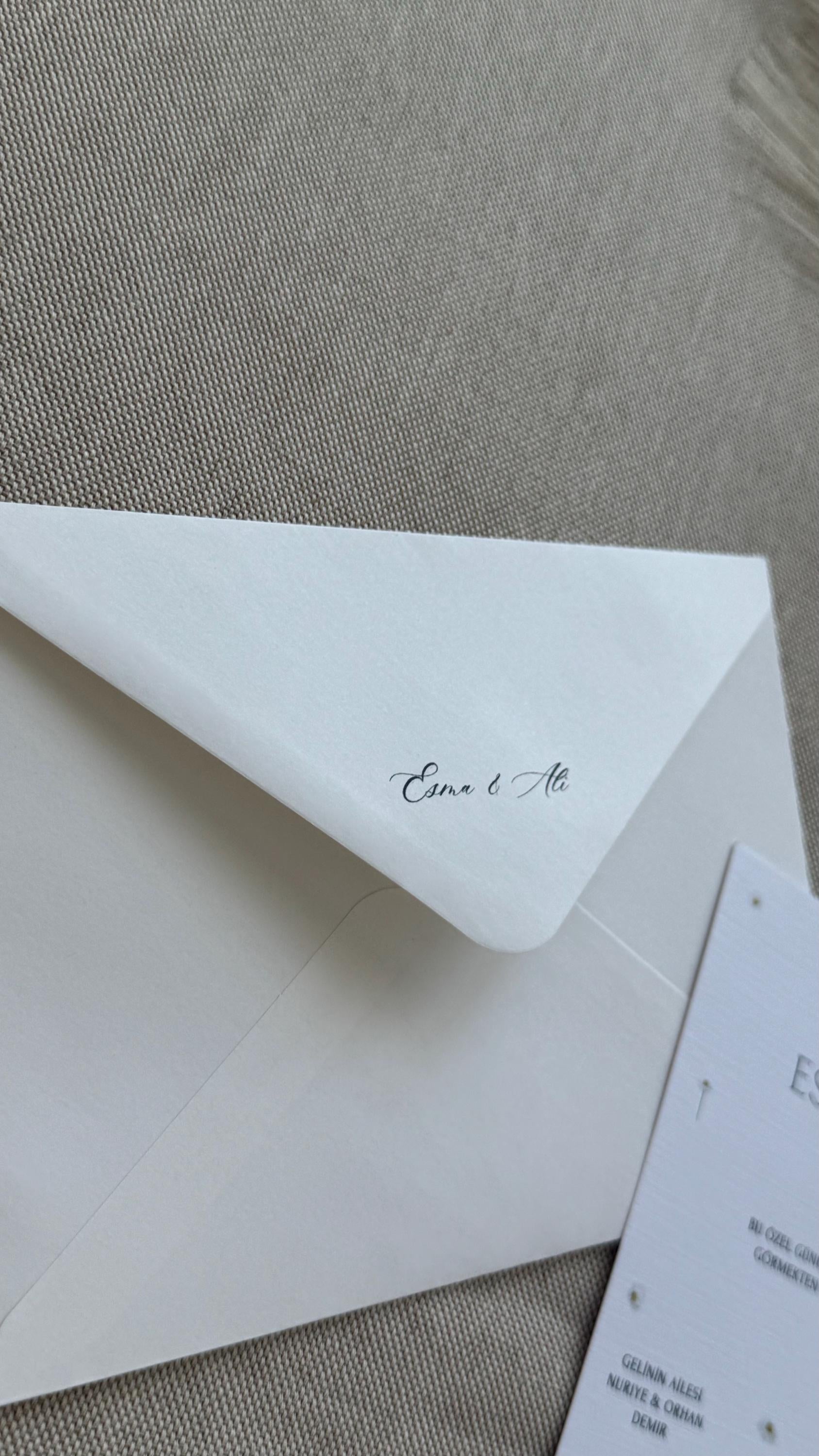 Personalisierte Hochzeitseinladung DIN A6 mit Umschlag