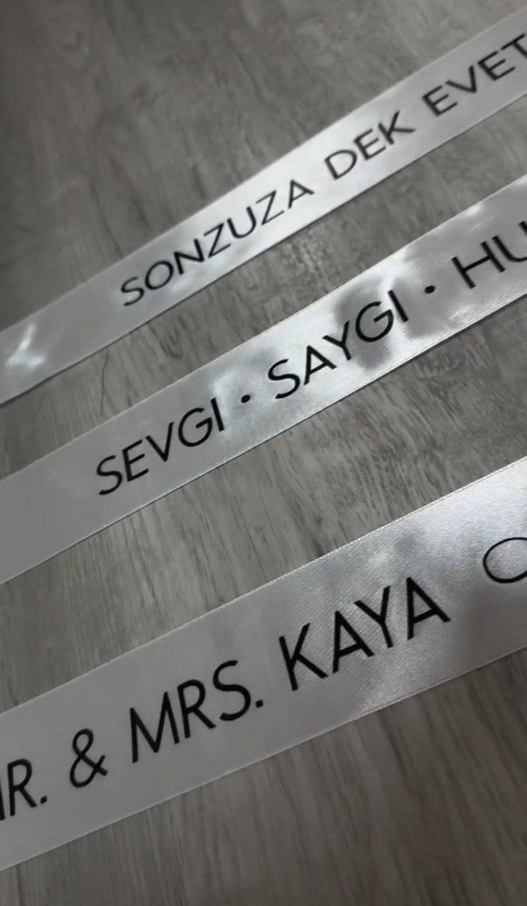 Personalisiertes Hochzeitsband