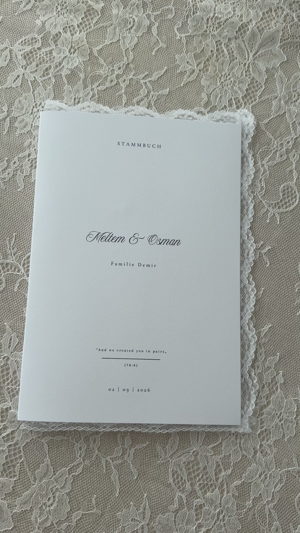 Stammbuch "Spitze" mit Heftklammer und Foto DIN A4